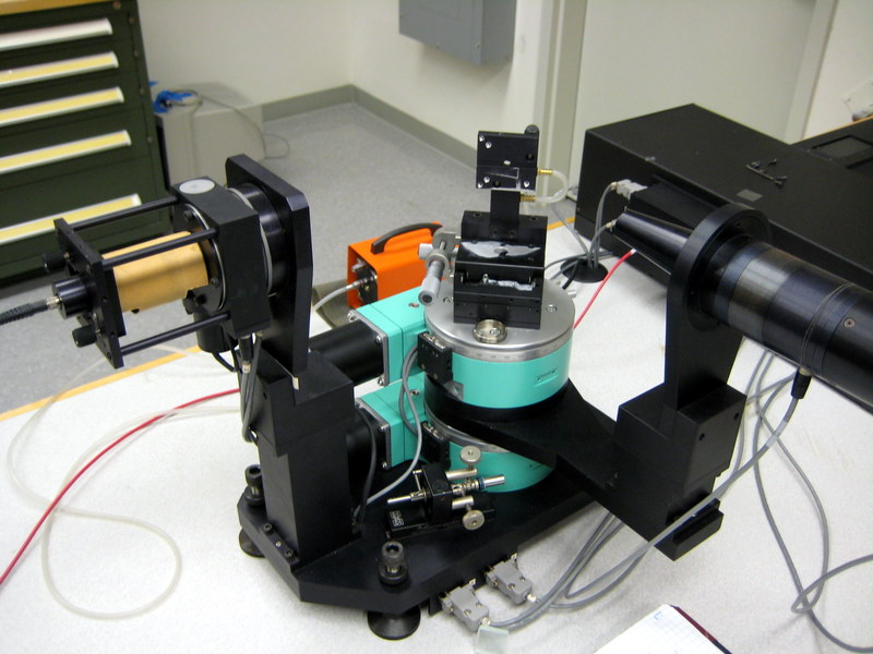 JA Wollam VASE ellipsometer on a lab table.